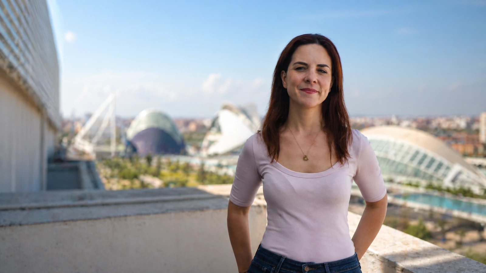 Elena Pajuelo, matrona e IBCLC en Valencia